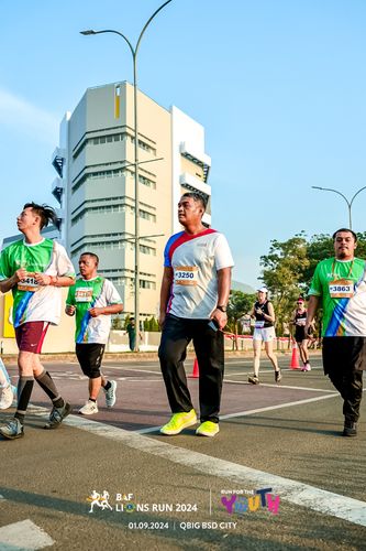 Race photo from BAF LIONS RUN 2024