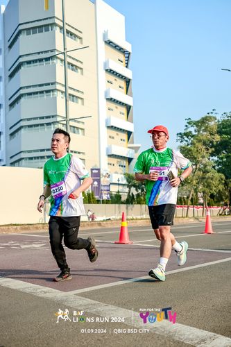 Race photo from BAF LIONS RUN 2024
