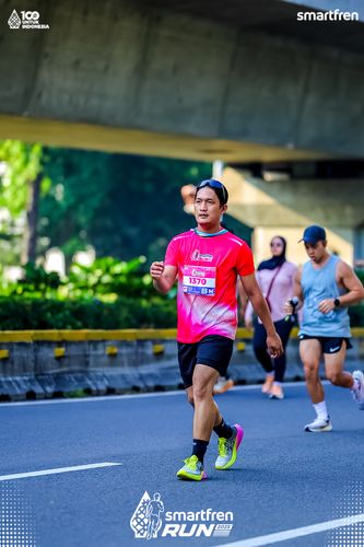 Race photo from Smartfren Run 2025 