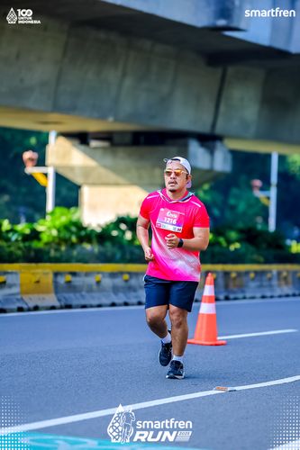 Race photo from Smartfren Run 2025 