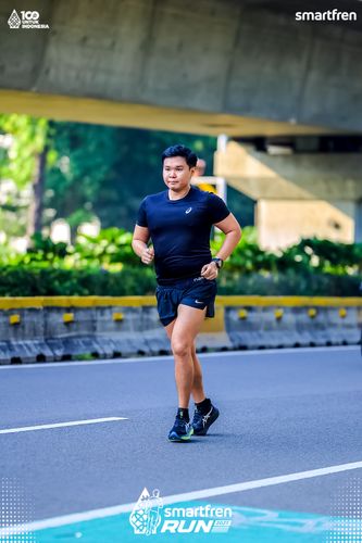 Race photo from Smartfren Run 2025 