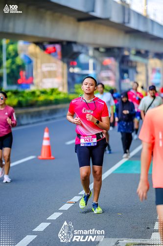 Race photo from Smartfren Run 2025 
