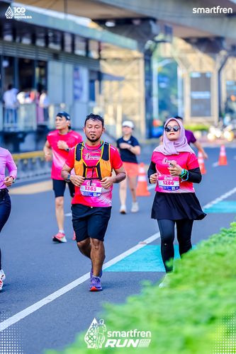Race photo from Smartfren Run 2025 