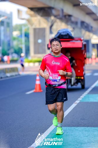 Race photo from Smartfren Run 2025 