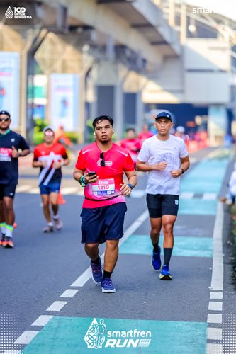 Race photo from Smartfren Run 2025 