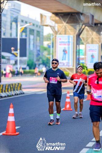Race photo from Smartfren Run 2025 