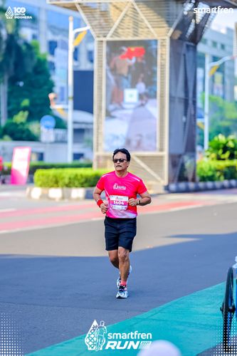 Race photo from Smartfren Run 2025 