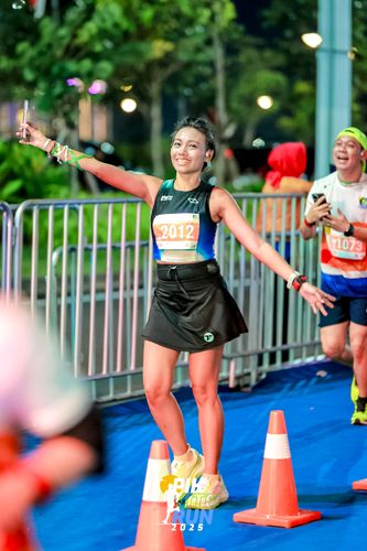 Race photo from PIK NITE RUN 2025