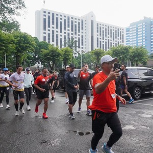 Race photo from FIRST SUNDAY RUN