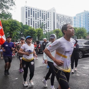 Race photo from FIRST SUNDAY RUN