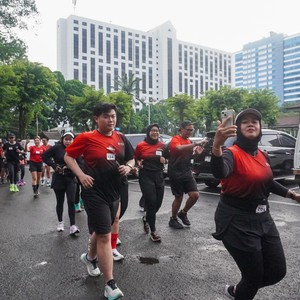 Race photo from FIRST SUNDAY RUN