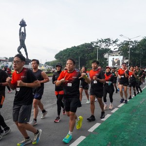 Race photo from FIRST SUNDAY RUN
