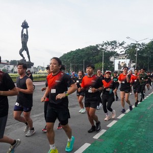 Race photo from FIRST SUNDAY RUN