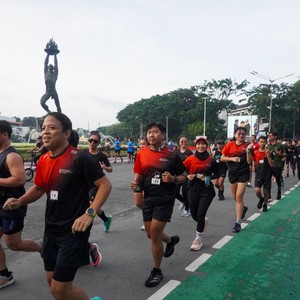 Race photo from FIRST SUNDAY RUN