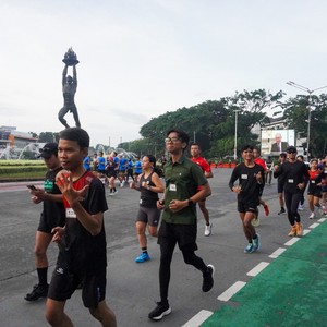 Race photo from FIRST SUNDAY RUN