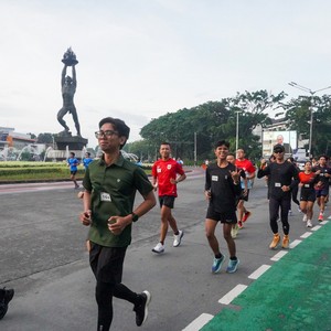 Race photo from FIRST SUNDAY RUN