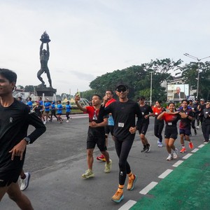 Race photo from FIRST SUNDAY RUN