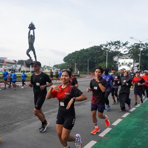 Race photo from FIRST SUNDAY RUN