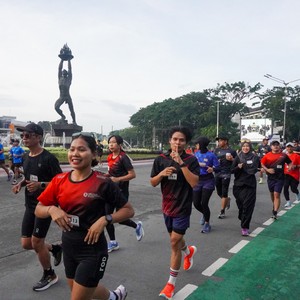 Race photo from FIRST SUNDAY RUN