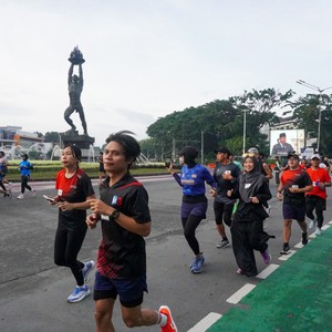 Race photo from FIRST SUNDAY RUN