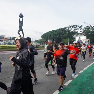 Race photo from FIRST SUNDAY RUN