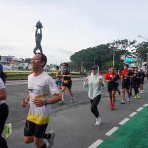 Race photo from FIRST SUNDAY RUN