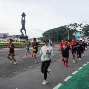 Race photo from FIRST SUNDAY RUN