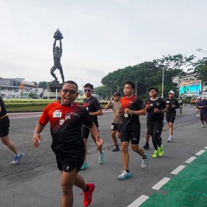 Race photo from FIRST SUNDAY RUN
