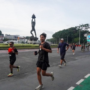 Race photo from FIRST SUNDAY RUN