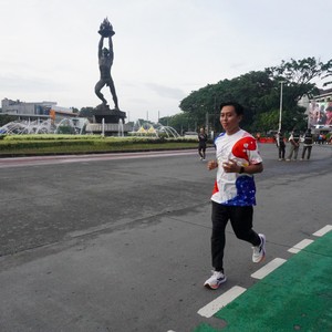 Race photo from FIRST SUNDAY RUN