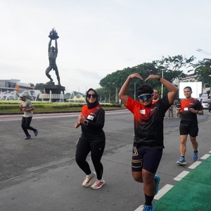 Race photo from FIRST SUNDAY RUN