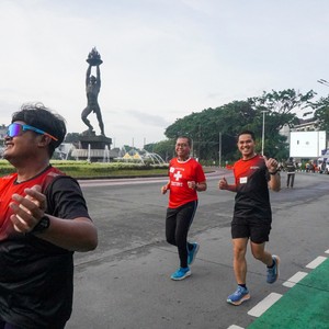 Race photo from FIRST SUNDAY RUN