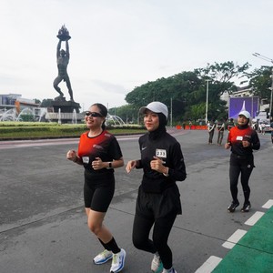 Race photo from FIRST SUNDAY RUN