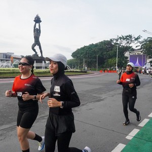 Race photo from FIRST SUNDAY RUN