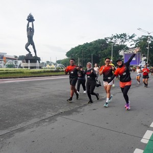 Race photo from FIRST SUNDAY RUN