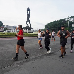 Race photo from FIRST SUNDAY RUN