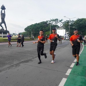 Race photo from FIRST SUNDAY RUN