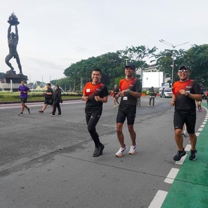 Race photo from FIRST SUNDAY RUN