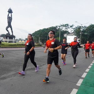 Race photo from FIRST SUNDAY RUN