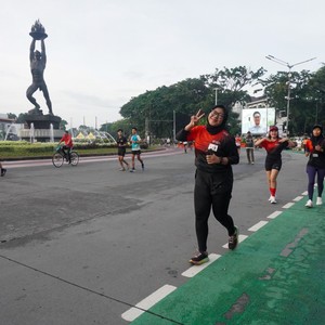 Race photo from FIRST SUNDAY RUN