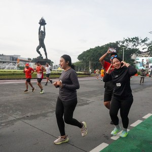 Race photo from FIRST SUNDAY RUN