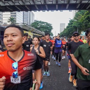 Race photo from FIRST SUNDAY RUN