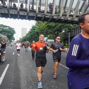 Race photo from FIRST SUNDAY RUN