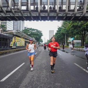 Race photo from FIRST SUNDAY RUN