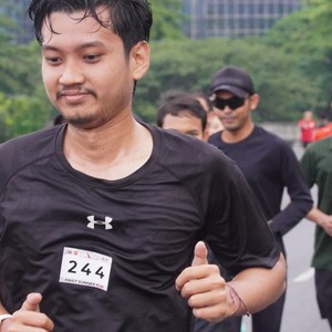 Race photo from FIRST SUNDAY RUN