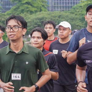 Race photo from FIRST SUNDAY RUN