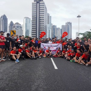Race photo from FIRST SUNDAY RUN