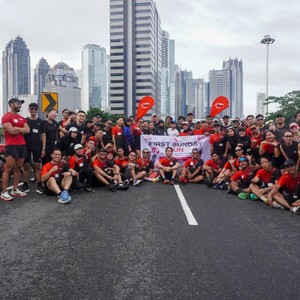 Race photo from FIRST SUNDAY RUN