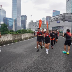 Race photo from FIRST SUNDAY RUN