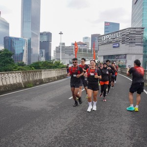 Race photo from FIRST SUNDAY RUN